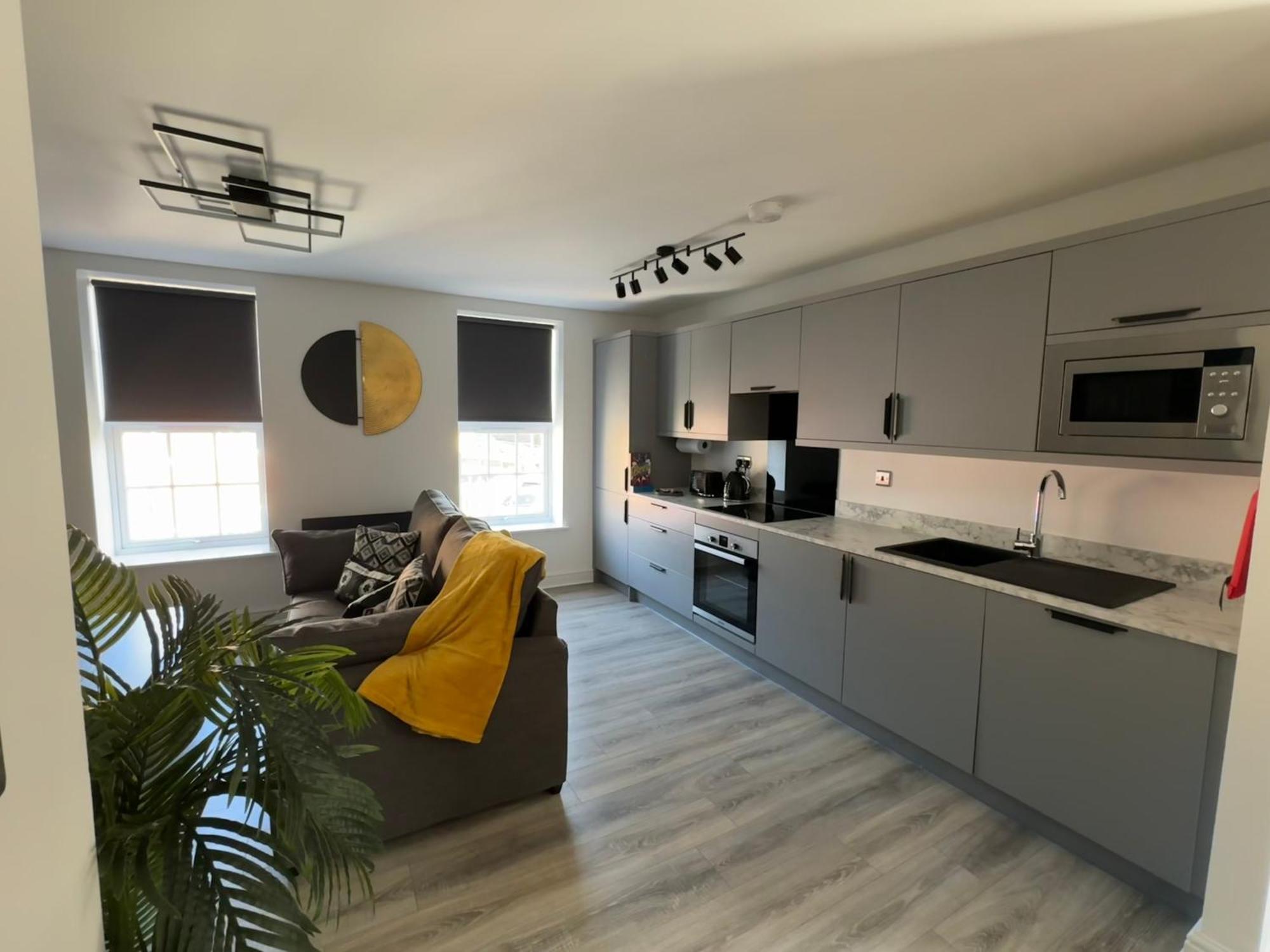 38 Everton Road Free Onsite Parking Apartment