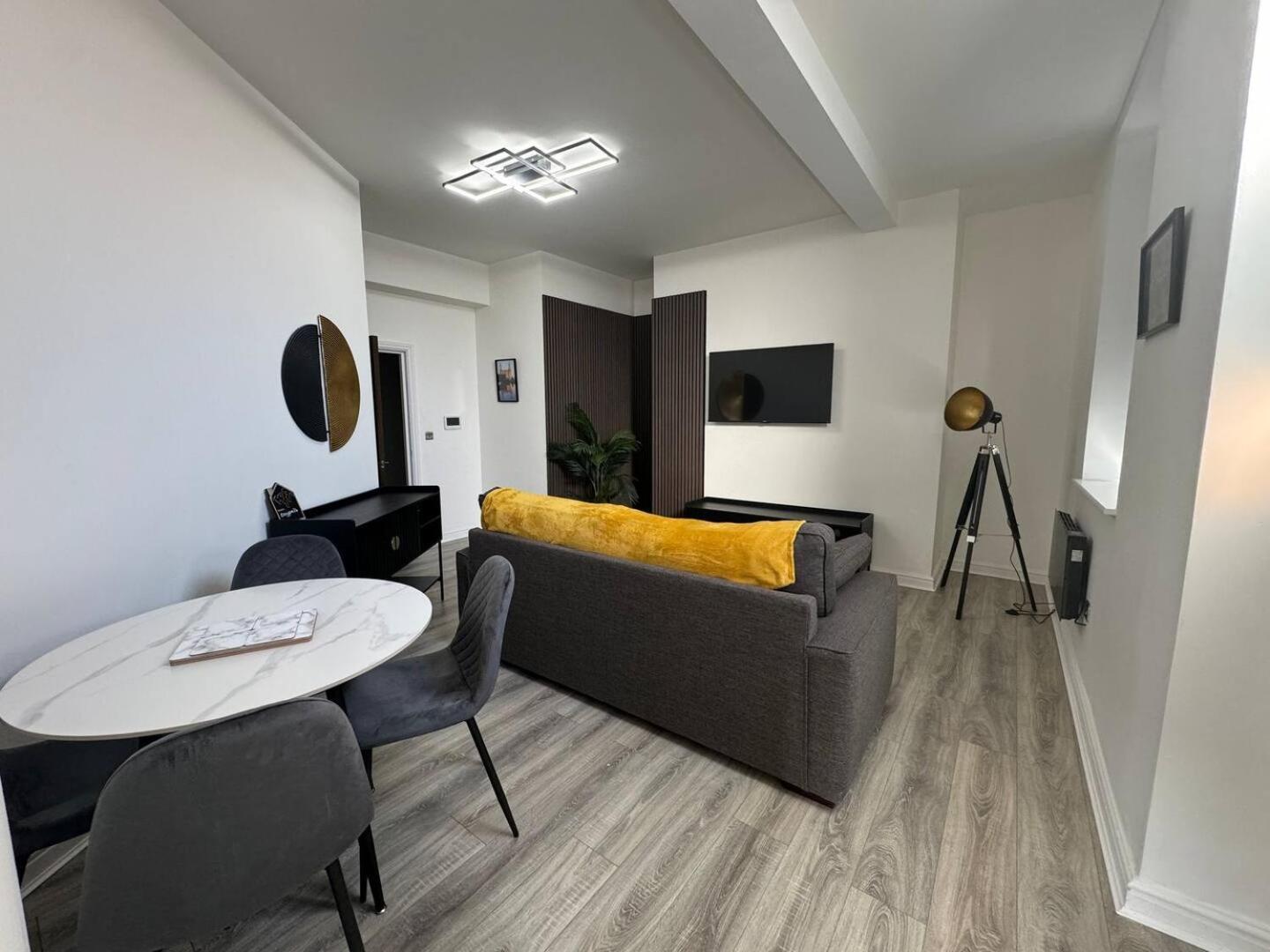 38 Everton Road Free Onsite Parking Apartment Liverpool