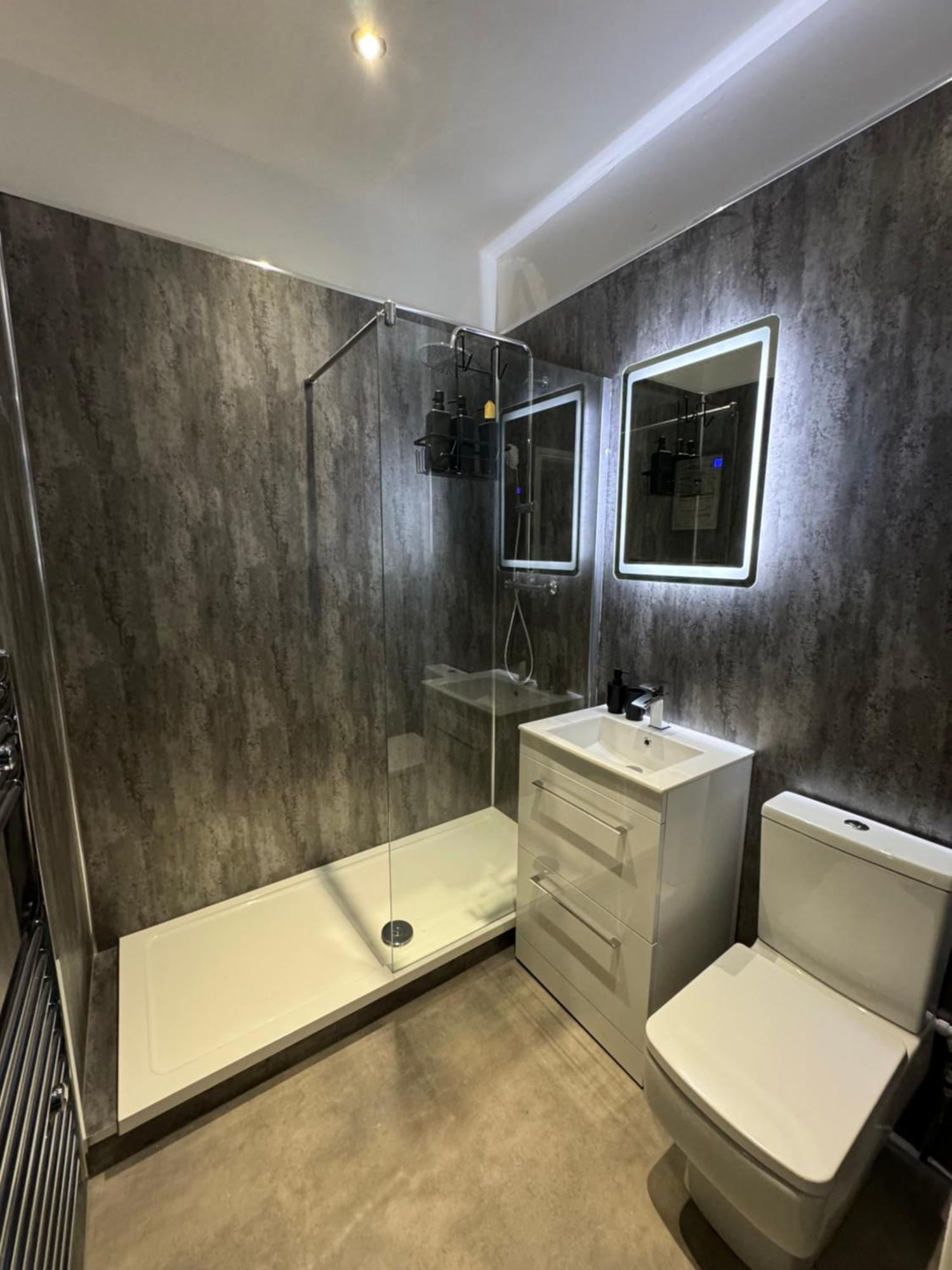 Apartment 38 Everton Road Free Onsite Parking